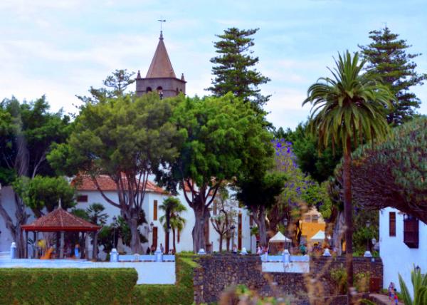 2024-06-09_57_Plaze de Andres de Lorenzo-Carceres_Pagoda-20001.JPG