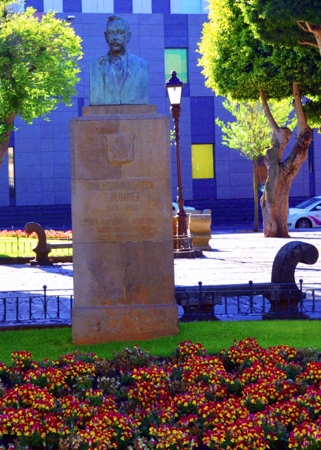 2024-06-09_41_Statue of Guillermo Perera Y Alvarez_ a Freemason0001.JPG