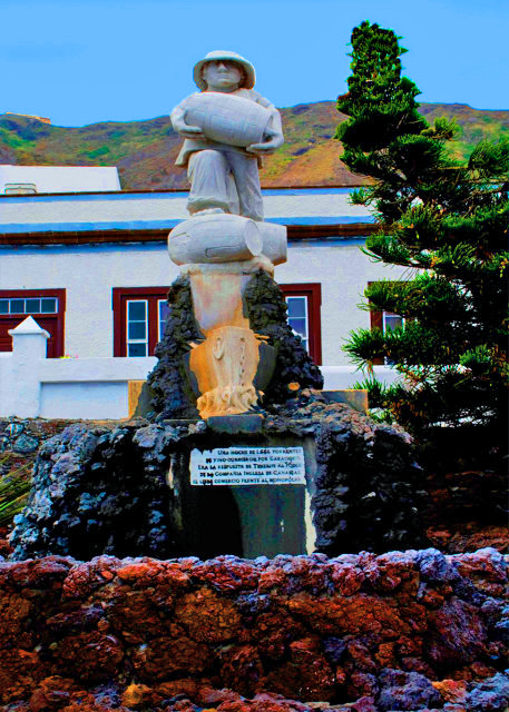 1771117499188642.jpg 2024-06-09_28_Monumento al Motin del Vino as One night in 1666 torrents of wine flowed through Garachico0001.JPG