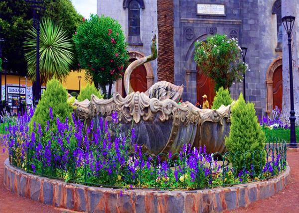 2024-06-09_29_Church of Our Lady of the Peña de Francia w Swan Stone Fountain Built in 19000001.jpg