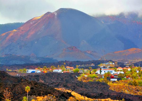2024-06-10_02_Hardened Black Lava Covered Once-Bucolic Valleys0001.JPG