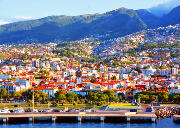 2024-06-11_08_Cathedral of Funchal in the Center of the Sé Parish  Constructed under the Orders of D. Manuel_ Duke of Beja_ Dating back to the 15th Century001.JPG