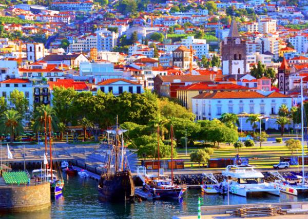 2024-06-11_19_Funchal Harbor w Santa Maria de Colombo_a Replica of Christopher Columbus's Flag Ship001.JPG