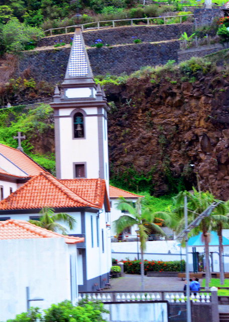 1771184207876721.jpg 2024-06-11_86_S?o Vicente Parish Church Built in the 17th Century w a Mannerist Portal on Its Main Facade_ Magnificent Paintings on the Ceiling_ & an Altarpiece in Gilt001.JPG