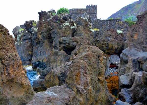 2024-06-11_111_Volcanic Rock0001.JPG