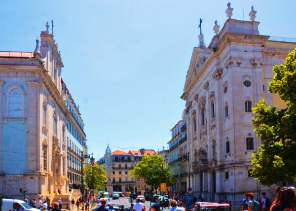 2024-06-13_69_Church of Our Lady of the Incarnation vs Church of Our Lady of Loreto near Largo do Chiado_ a Square Known for Its Theaters_ Shops_ Bookstores_ & Caf��s0001.JPG