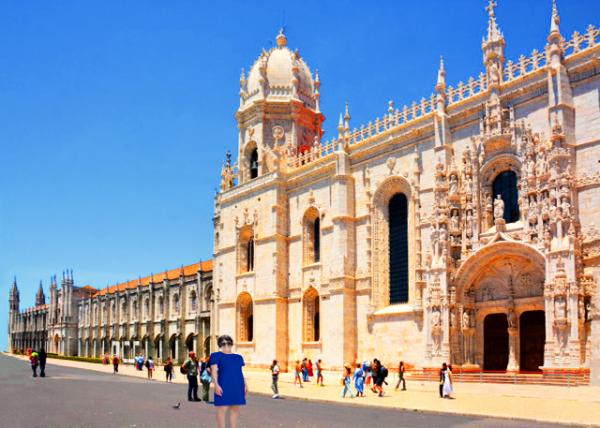 2024-06-13_90_16th Century Fortress Finely Carved Details & Shields Bearing the Templar Cross & Classified as a UNES-10001.JPG