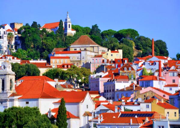 2024-06-13_07_View of Traditional Architecture & Houses on Sao Jorge Hill0001.JPG