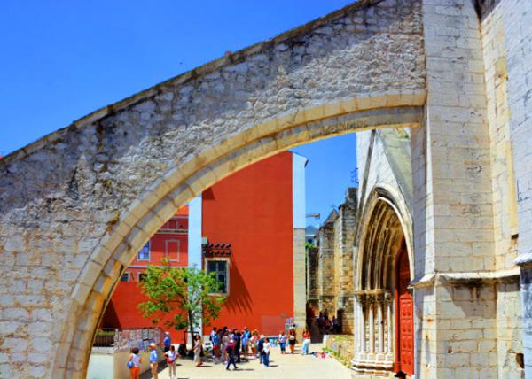 2024-06-13_62_Carmo Convent_Aspect of the Ruined Main Nave0001.JPG