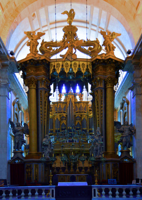 2024-06-13_04_Baroque Altar under Baldachin in 17th Century Mannerism0001.JPG