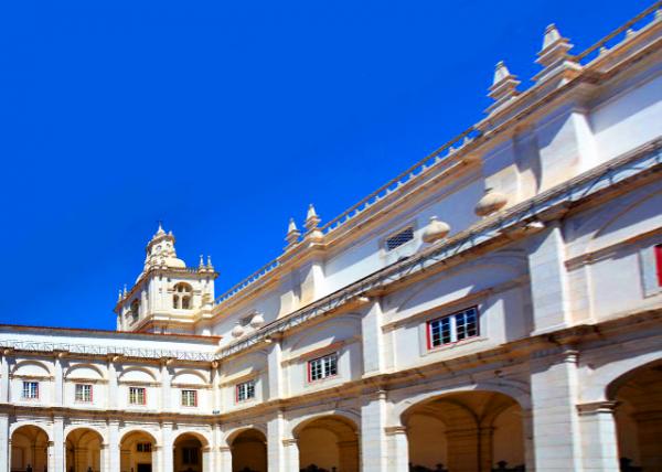 2024-06-13_09_Courtyard of 17th-century White Roman Catholic Church & Monastery0001.JPG
