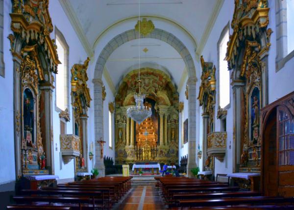 2024-06-14_38_Miseric��rdia Church_Main Altarpiece & the 18th Century Pulpits  w a Single w a Barrel-Vaulted Nave & Rectangular Chancel0001.JPG