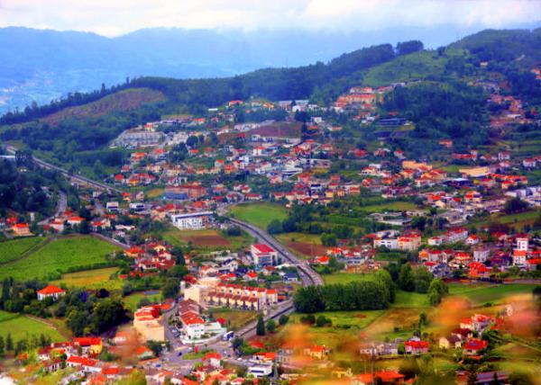 2024-06-14_02_View over the City of Braga from Santuario do Bom Jesus do Monte_ Good Jesus of the Mount Sanctuary0001.JPG