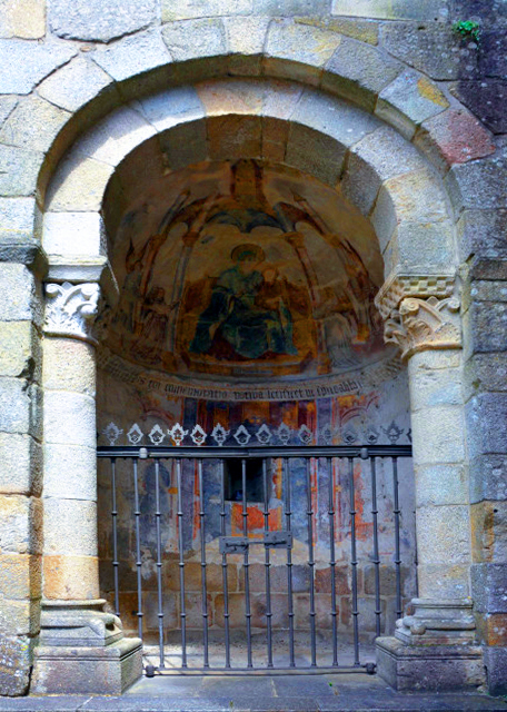 1771362970343939.jpg 2024-06-14_39_Romanesque Apse w a Painting Representing Our Lady of Loreto on the Vault0001.JPG