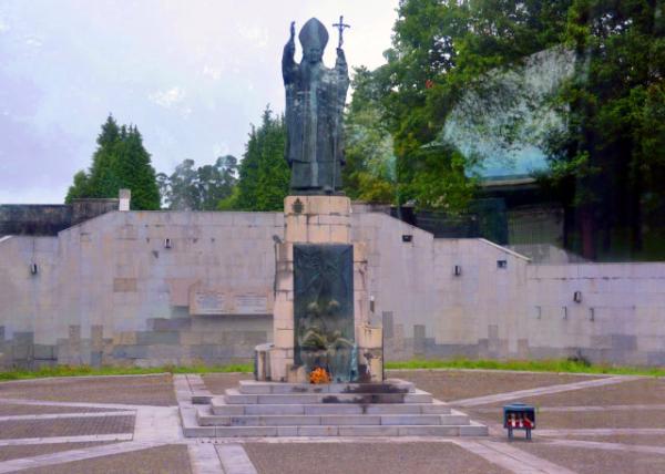 2024-06-14_15_Statue of Pope John Paul II @ Sanctuary of Our Lady of Sameiro0001.JPG
