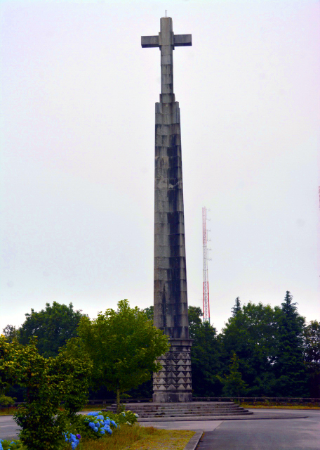 2024-06-14_16_Cross in Sanctuary of Our Lady of Sameiro0001.JPG