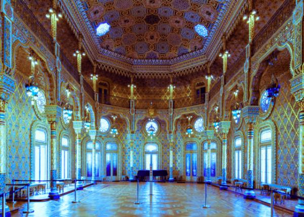 2024-06-14_18_Pal��cio da Bolsa_ Moorish Revival Arab Room w 2 Inscriptions of With the divine support of God & Glory to the Late Mary II0001.JPG