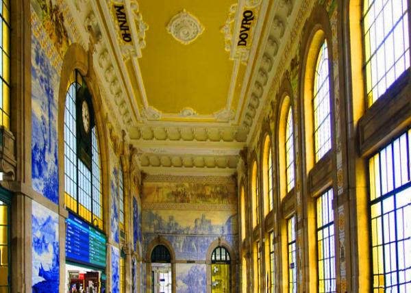 2024-06-14_22_Sao Bento Train Station w ca 20,000 Azulejo Tiles, Dating from 1905�C19160001.JPG
