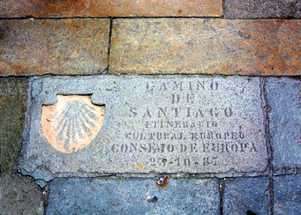 2024-06-15_44_St James's Scallop Shell_ a Symbol of the Route on the Ground Embleming of St James_ Worn by pilgrims0001.JPG