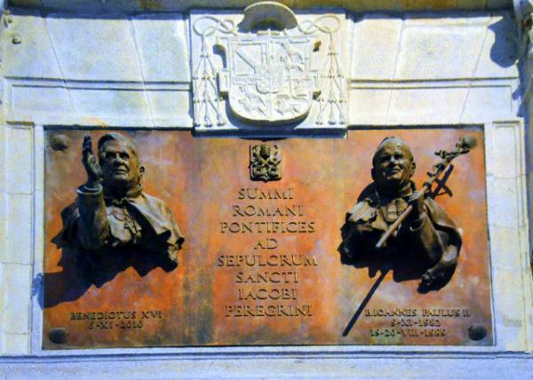 2024-06-15_81_Popes Benedict XVI and John Paul II Romanesque Cathedral World Heritage Jacobean Way0001.JPG