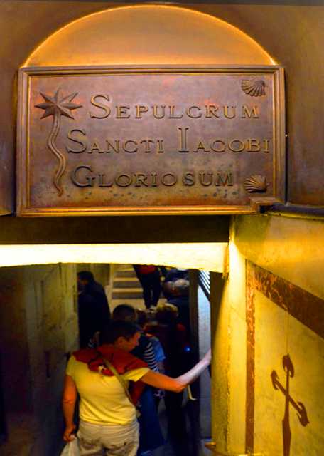 2024-06-15_90_Entrance to the Tomb of Saint James the Glorious0001.JPG