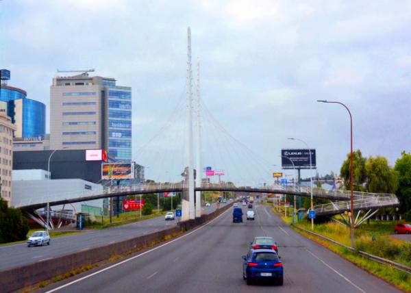 2024-06-15_12_La Rosa Cable-Stayed Footbridge Built in 2003-20001.JPG