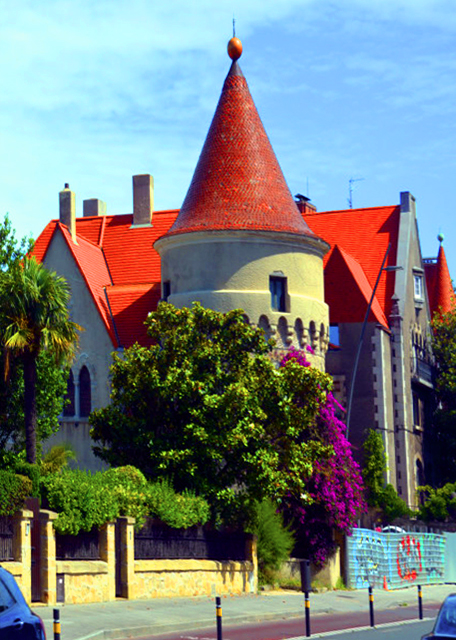 1771532688170088.jpg 2024-06-16_13_Las Arenas_House of Luis Arana_ a Spainish Footballer0001.JPG