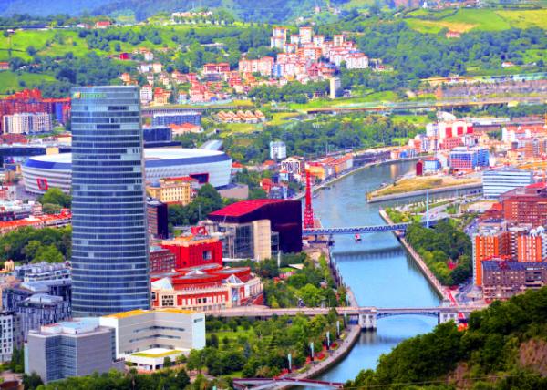 2024-06-16_05_Iberdrola Tower_ the only Skyscraper_ the Local Power Company Offices Viewed from above0001.JPG