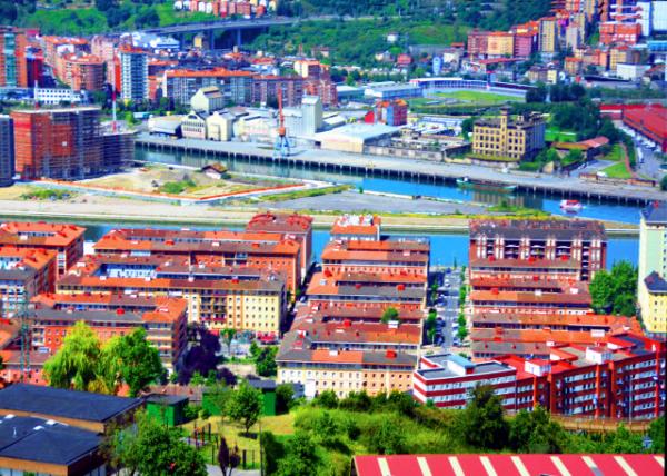 2024-06-16_10_Aerial View of Residential Brick Bldgs0001.JPG