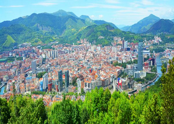 2024-06-16_02_Panoramic Bilbao w Guggenheim on Background0001.JPG