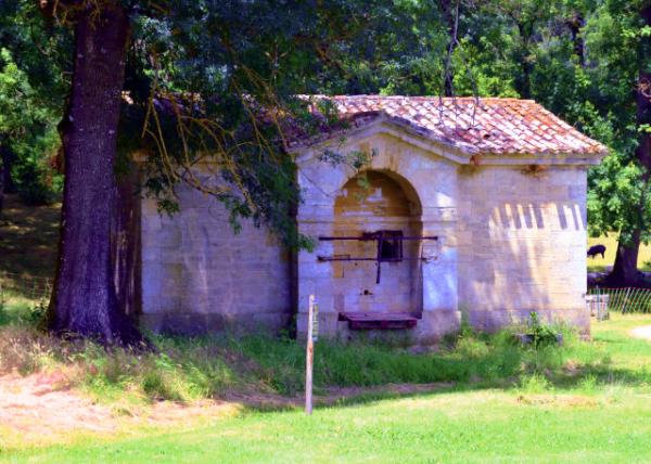 2024-06-17_10_Cistern Used to Stock Rainwater_ alongside One of the Barracks0001.JPG