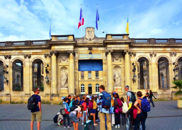 2024-06-17_11_Main Entrance of the Courtyard, the Place de l'H?tel de Ville (then Place de Grève) was the setting of the very first execution w the.JPG