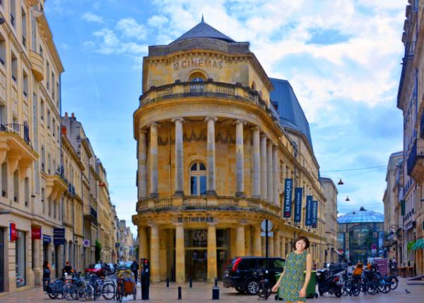 2024-06-17_14_CINEMA CGR Bordeaux The French Built in 1800-10001.JPG