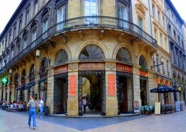 2024-06-17_24_Galerie Bordelaise of High-End Stores0001.JPG