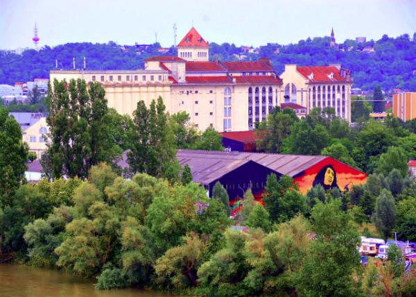 2024-06-17_30_Silo of the Grands Moulins de Paris & Restaurant on Stilts along the Garonne River0001.JPG