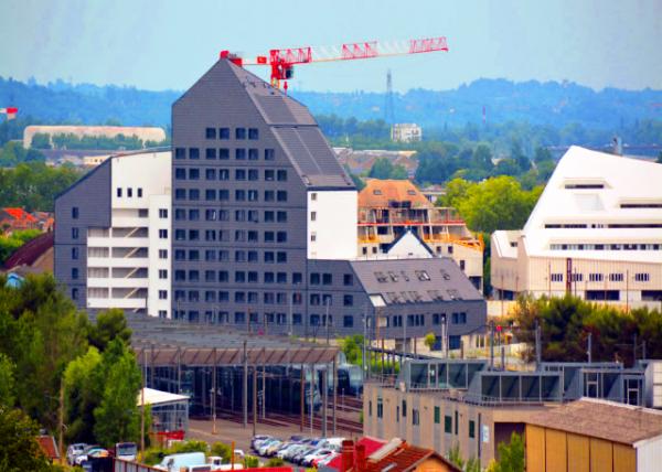 2024-06-17_31_Bastide Niel Mixed Development Zone _ Melting Pots of Humanism_ Universality_ and Culture0001.JPG