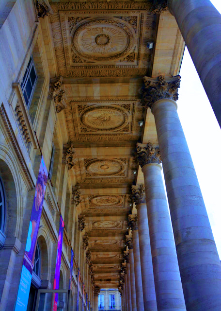 2024-06-18_103_Portico w 12 Corinthian Style Colossal Columns0001.JPG