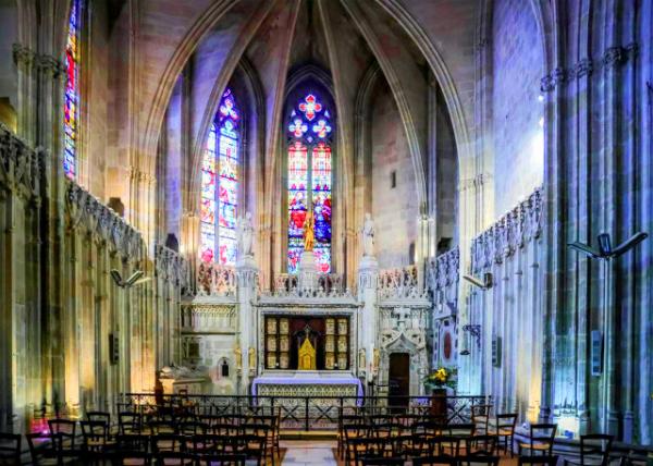 2024-06-17_Basilique Saint-Seurin_Nave0001.JPG