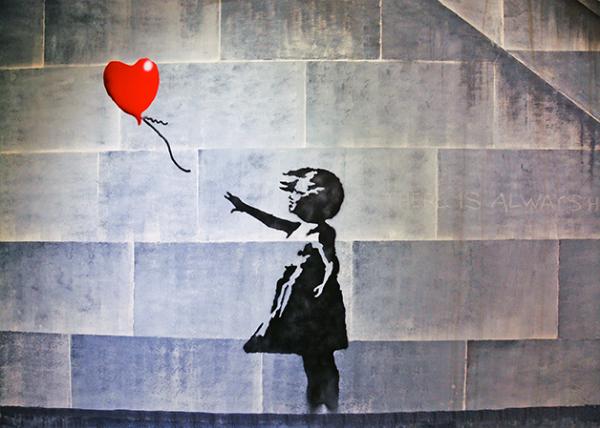 1771959106998816.jpg 2026-02-21_72_The Girl w Ballon (There is Alyways Hope)_2002 London UK0001.jpg