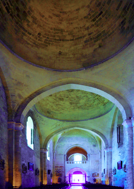 2024-06-18_49_Monolithic Church of Saint-Émilion w a Bas-Relief @ the Back of the Central Nave Representing 2 Tetrapterous Angels, Guardians o.jpg