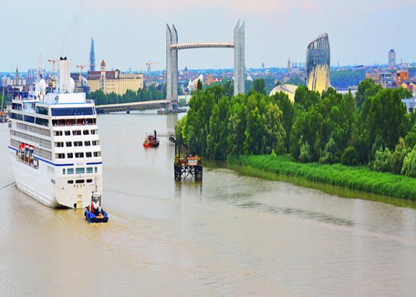 2024-06-18_11_Crossing Pont Jacques Chaban Delmas0001.JPG