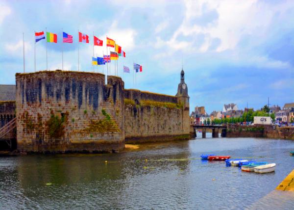 2024-06-19_17_Major's Tower Named in 1691 as the Garrison Stored Gunpowder Barrels-10001.JPG