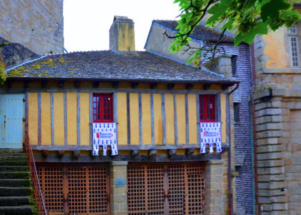 2024-06-19_34_Governor's House_Exterior0001.JPG