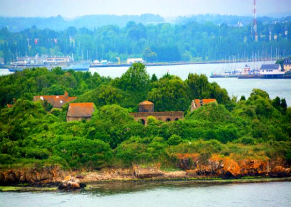 2024-06-19_106_Gâvres_Fort de Porh-Puns Bulit in 16950001.JPG