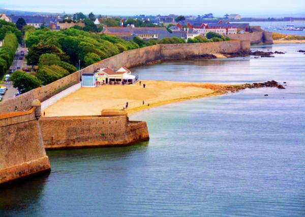 2024-06-19_115_Port-Louis Grand Beach0001.JPG