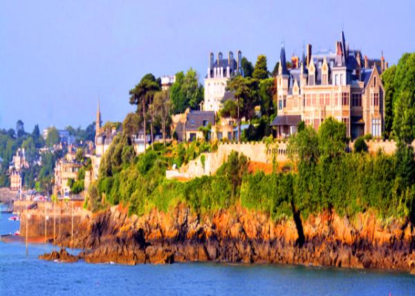 2024-06-20_09_Villa La Garde_ Neo-Gothic English House Built on the Tip of the Moulinet for Jacques Hennessy in 1897-18980001.JPG