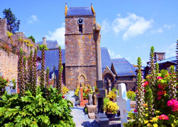 2024-06-20_16_Bell Tower of St Peter Dedicated to the Patron Saint of Fishermen Dating from the 15th & 16th Centuries0001.JPG