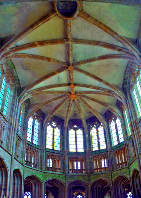 1772308576257711.jpg 2024-06-20_34_Choir Vertically w Less Thick Pillars & the Narrower Spans_ Giving the Impression of an Element Soaring up to the Sky0001.JPG