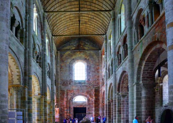 2024-06-20_34_Each Span Composed of 3 Floors_Arcades_ Triforium or Stands_ & High Windows0001.JPG