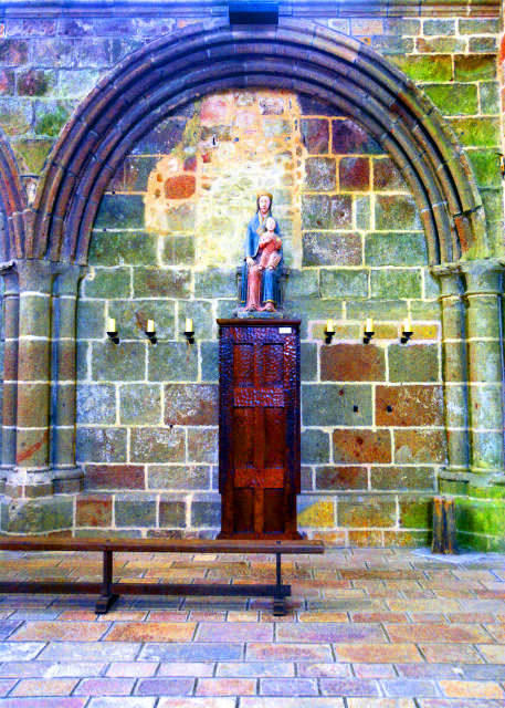 1772308616110402.jpg 2024-06-20_37_Polychromed Madonna Carved in the 13th Century from Limestone0001.JPG